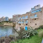 2br Seafront Elegance With Balcony & Sea Views By 360 Estates 公寓 圣保罗湾城