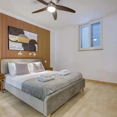 2br Seafront Elegance With Balcony & Sea Views By 360 Estates * St. Paul's Bay