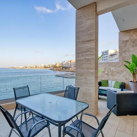 Appartement 2br Seafront Elegance With Balcony & Sea Views By 360 Estates