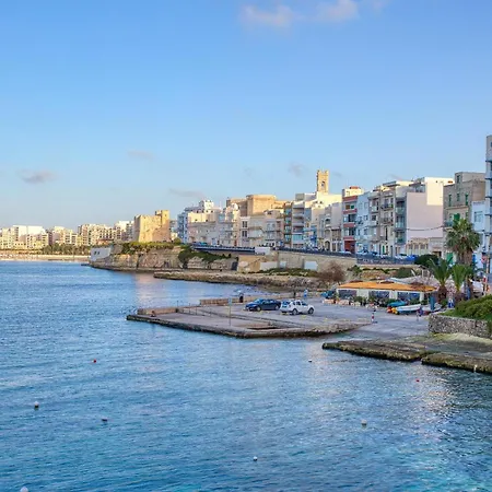 Appartement 2br Seafront Elegance With Balcony & Sea Views By 360 Estates *