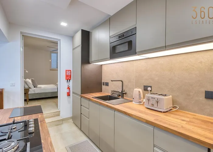 2br Seafront Elegance With Balcony & Sea Views By 360 Estates