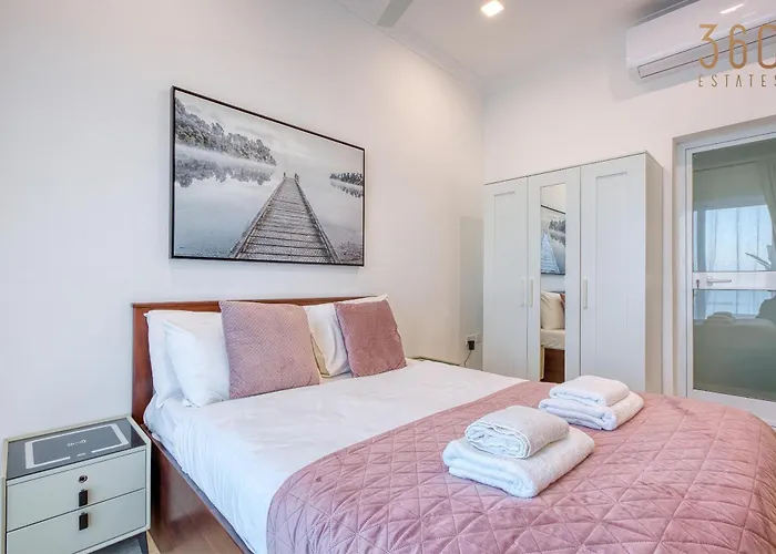 2br Seafront Elegance With Balcony & Sea Views By 360 Estates Apartment